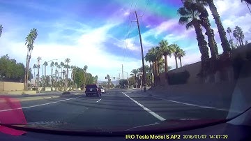 Tesla Autopilot AP2 2017.50.3 f3425a1 intersection behavior