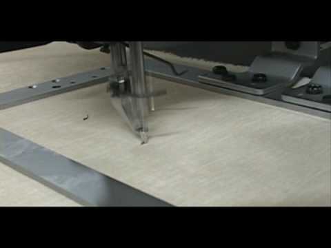 A Máquina Filigrana Eletrônica Zoje ZJ-5775 com campo de trabalho de 22 x 11 cm é capaz de criar lindos bordados com ...