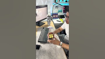 A mesmerizing device, the newest interactive piece of tech called the WOWCube. @WOWCube  #puzzle