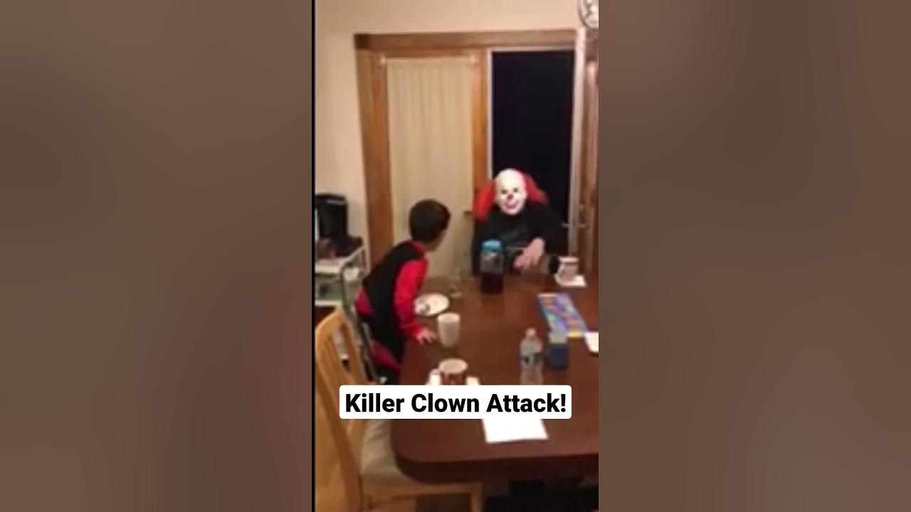 Killer Clown! #shorts #youtubeshorts #scary Killer Clown! #shorts #youtubeshorts #scary