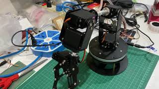 Arm robot RC servo 6 DOF Arduino