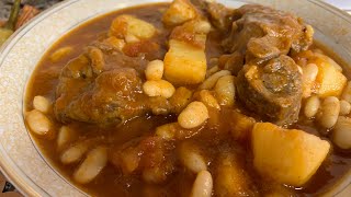 وصفة اللوبيا بلحم recette des haricots blancs sauce rouge.