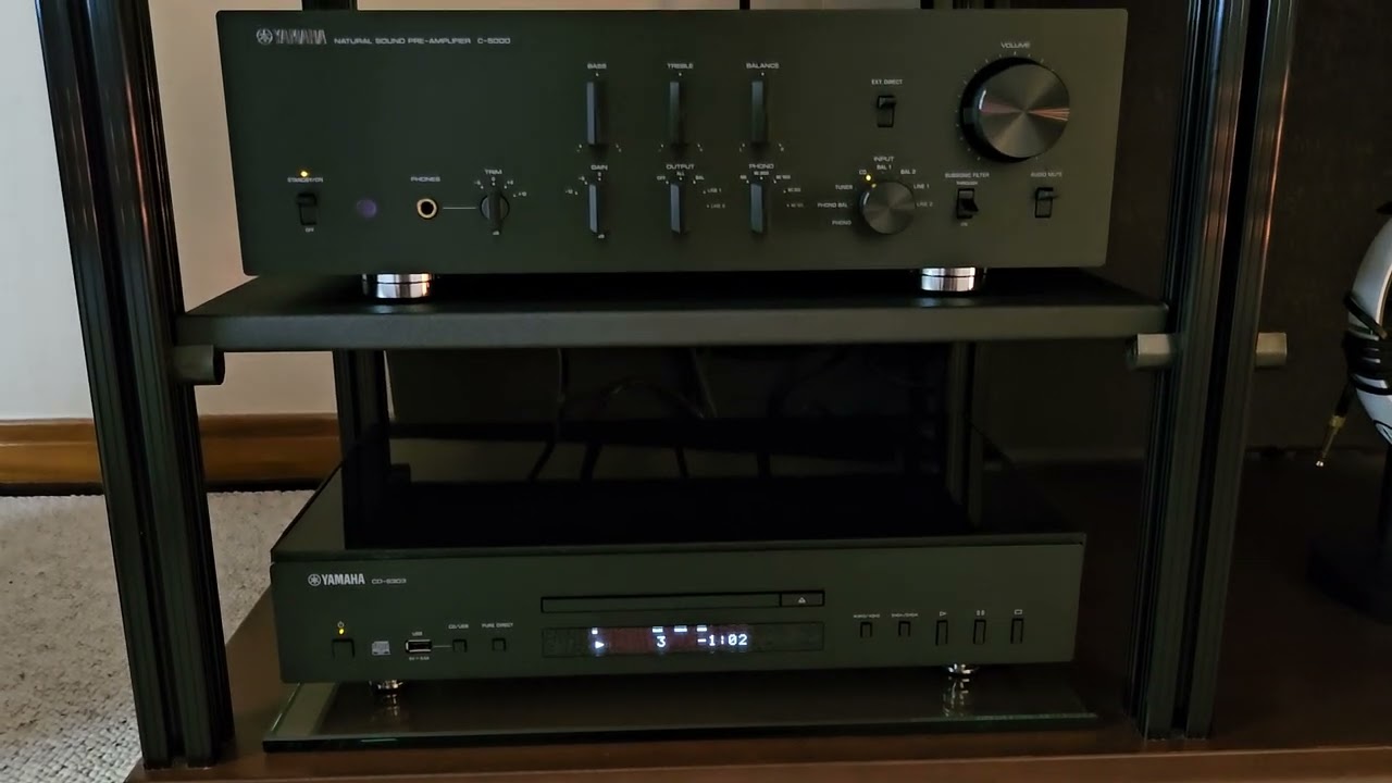 YAMAHA C-5000 PREAMPLIFIER AND M-5000 AMPLIFIER...1st listen....  !