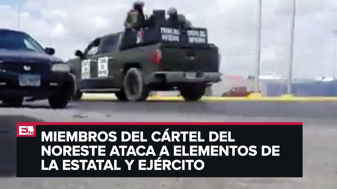 Ciudadanos rezan al quedar atrapados en una balacera en Nuevo Laredo