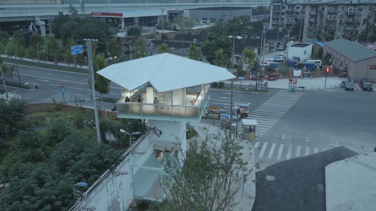 A Very Small 24-hour Bookstore / SZ-Architects