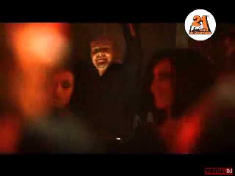 tom boxer feat antonia the vibe.avi