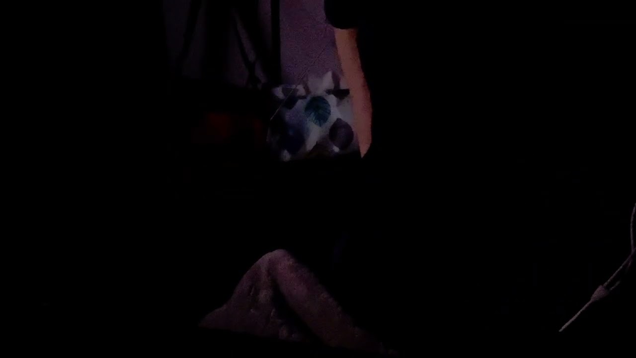 【ASMR】囁いているけど聞き取れないASMR｜指こすりと音探しの時間