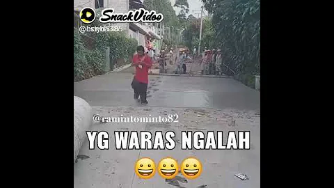 dunia serasa milik dia !!!