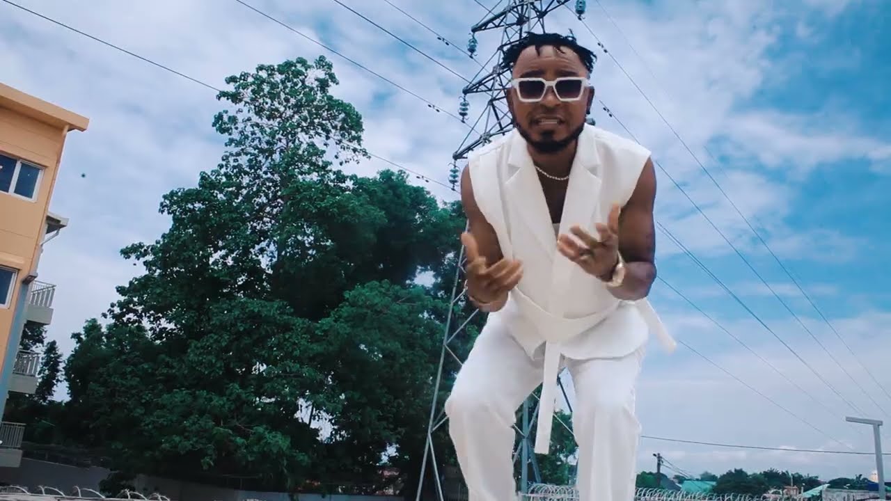 BÉBÉ Wendo Générique Danse Bakotoyo (kinvudi)