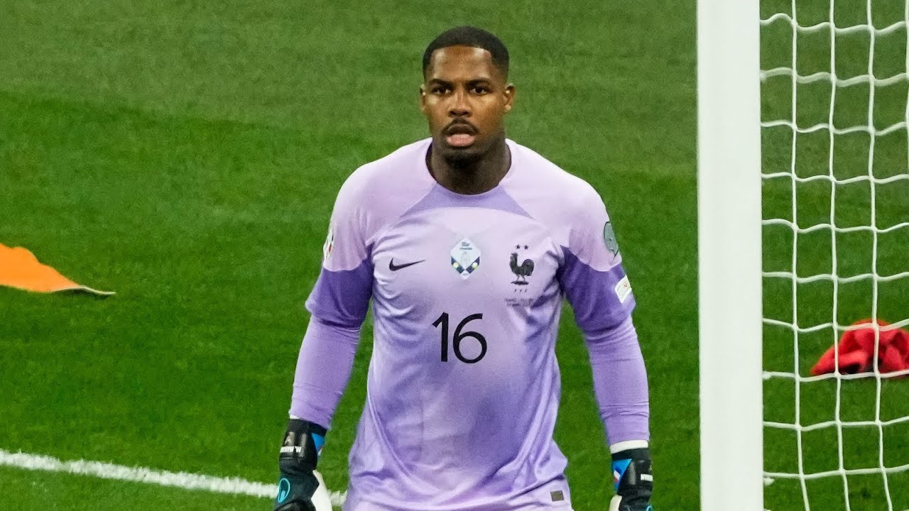 Defesa Do Goleiro Maignan Fran a 4 X 0 Holanda Eliminat rias Da Euro 
