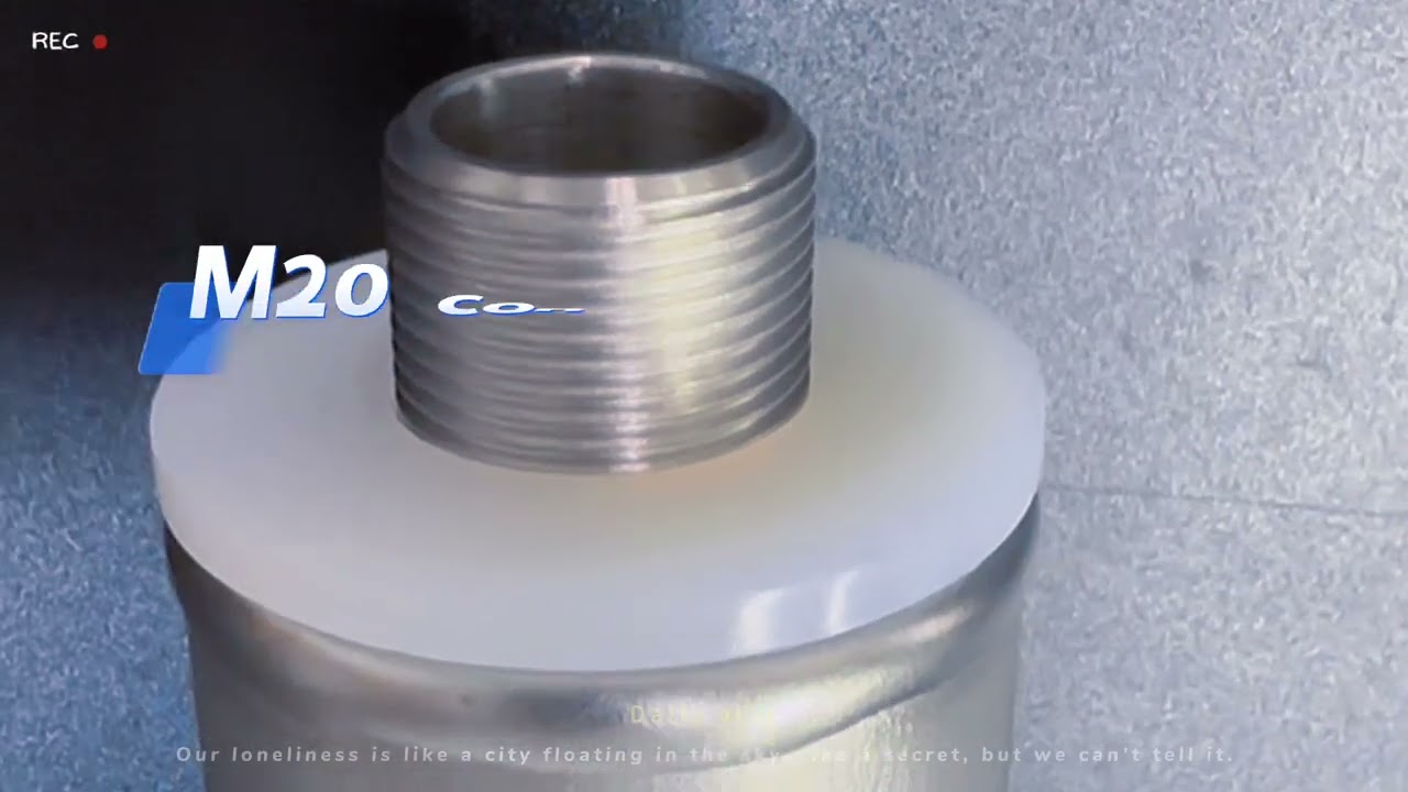 0.5 Micron Porous Titanium Filter Tube With A Polished Surface