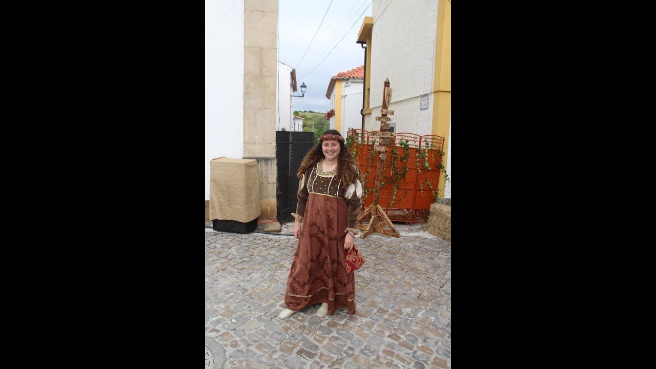 Final do cortejo Feira Medieval do Carvalhal, danças e musica medieval