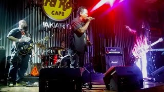 Ujung Kulon Baluran (Gombloh) - covered by Indonesia Kita - Trison ROXX @ Hard Rock Cafe
