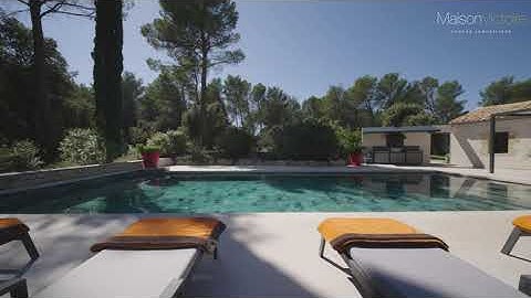 A bastide in the luberon (luxury real estate video) Sony FX3