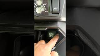 Fitur Keren di Sepeda Motor Honda Beat Terbaru 2023 | Charger HP