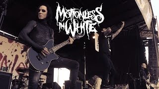 Motionless in White - Devil&#39;s Night Live Vans Warped Tour 2014 Houston