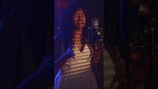 Ilo Navahy - Paris-Seychelles de Julien Doré (Version Acoustique) Short
