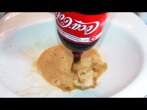 3 Different ways How to Unclog Dirty Sink with CoCa CoLa, Vinegar and Baking Soda :)