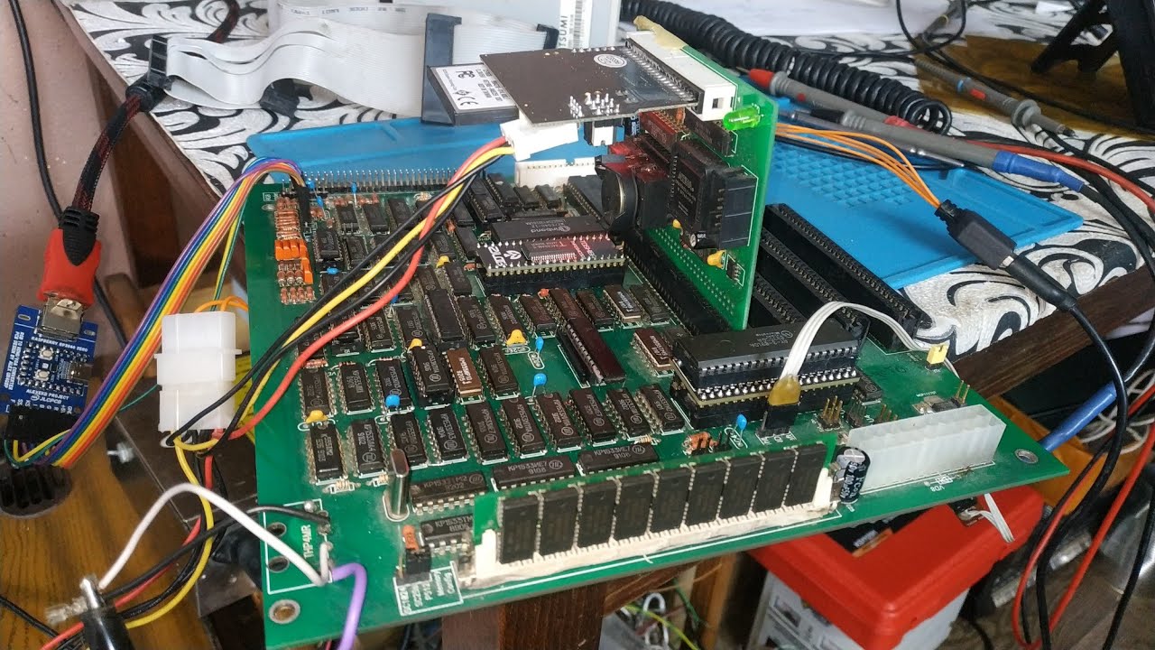 Repairing a ZX Spectrum Scorpion-1024. Part 2. Successful startup