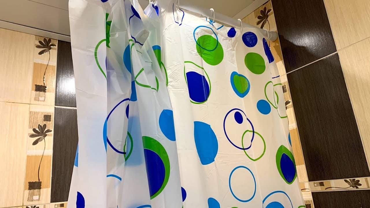 Чем заменить шторку в ванне. Необычные занавески. Шторы из спанбонда. Замена шторки в ванной идеи. Чем заменить шторку в ванной.