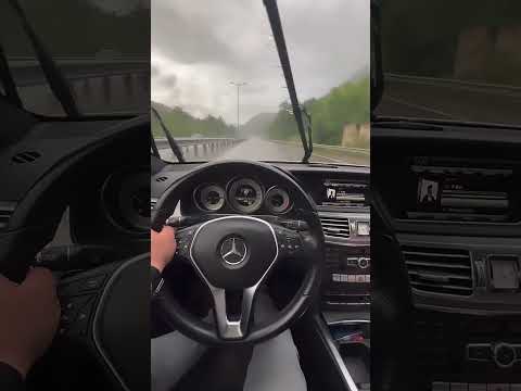 ماشین سواری در سطح جاده بیابان با ترانه فیلم عشق ترانه خوب عاشقانه ماشین کلیپ سواری لب