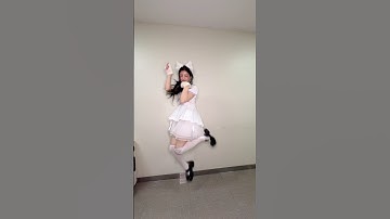 점프 후 부끄러운 고양이 ㅋㅋ #WONHEE #원희 #ILLIT #아일릿