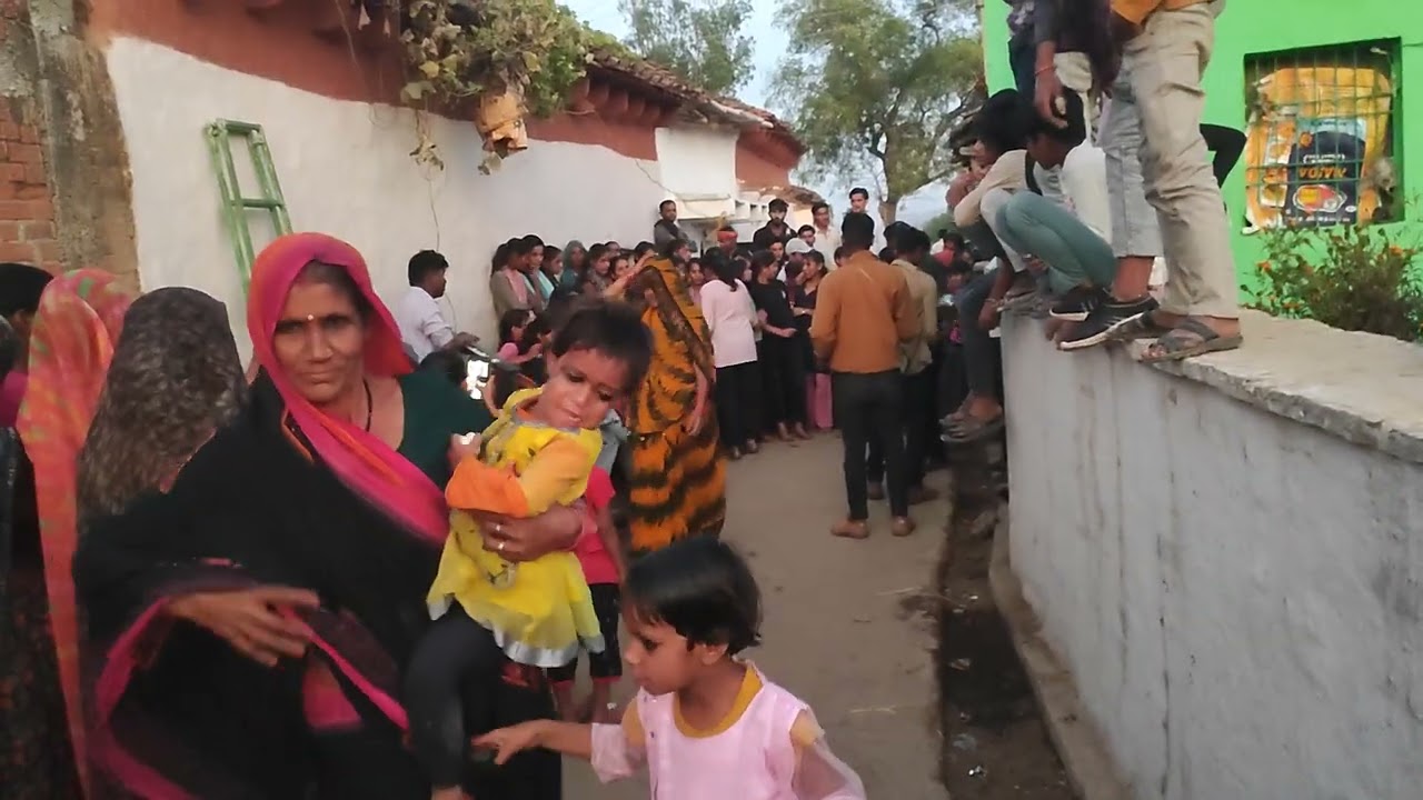 रामगढ़ का देसी डांस