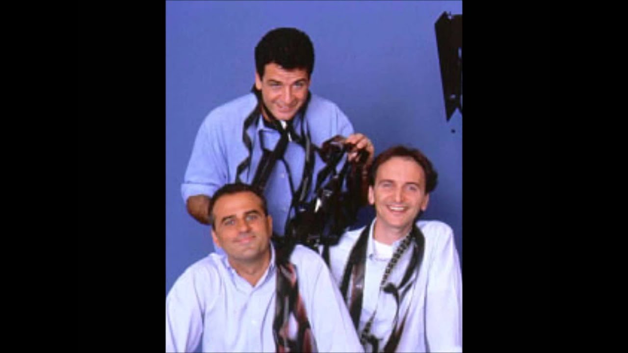 rai dire sanremo 2005-la gialappa's tenta di far entrare le loro voci su rai 1 (quarta serata)