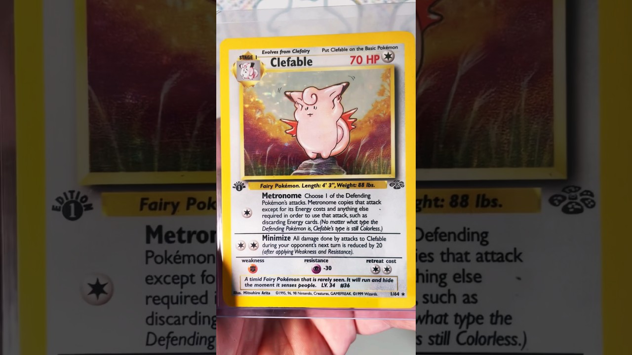 Look at the details on this 1st edition Jungle Clefable! 