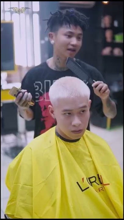 Diễn Viên Hậu Zozo \' Tết Nhà Bà Hoan - Vanh Leg\' Cắt Tóc Tại ...