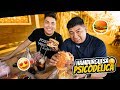 Encontramos Hamburguesas Psicodelicas en Medio de la Carretera 🤤