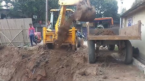 jcb 3dx backhoe 8ft down soil cutting and tractor loading//Mahindra 275Di