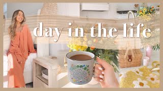 DAY IN THE LIFE | breakfast date, visiting the manatees, & cozy moments at home!