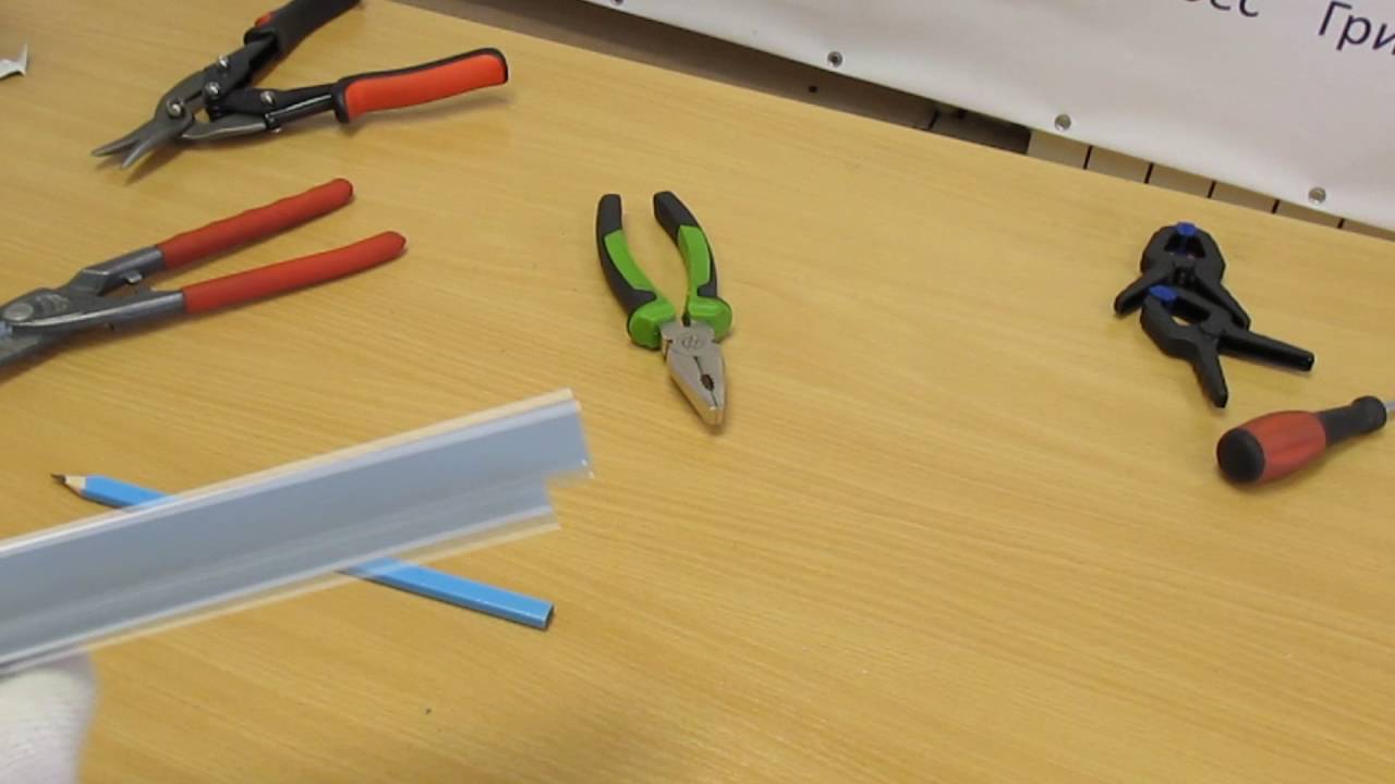 Подрезка углового профиля для плит с кромкой Tegular или Microlook