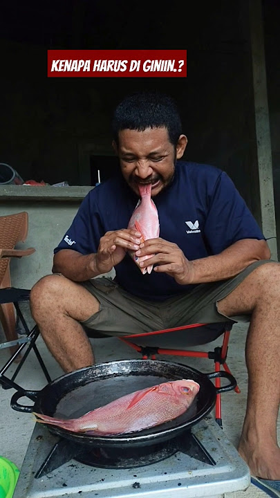 Biar Apa Coba Kalo Di Gigit Gini.? #ikan #makan #kuliner #streetfood