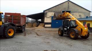 Ciągnik Jcb Fastrac 4220 I Rozrzutnik Annaburger 24T