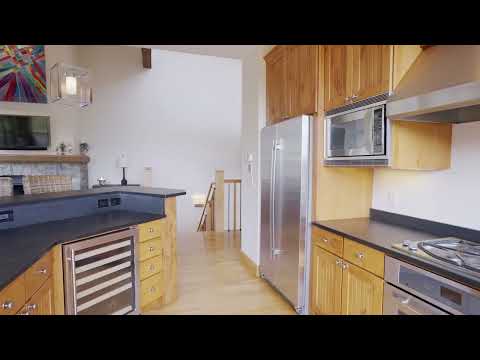83 Nosedive Road, Stowe, VT home video tour