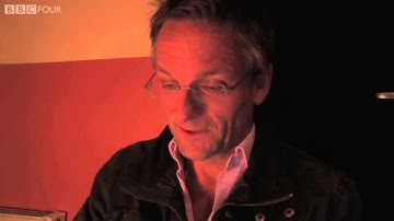 Michael Mosley discovers a tapeworm inside him - Infested Living with Parasites