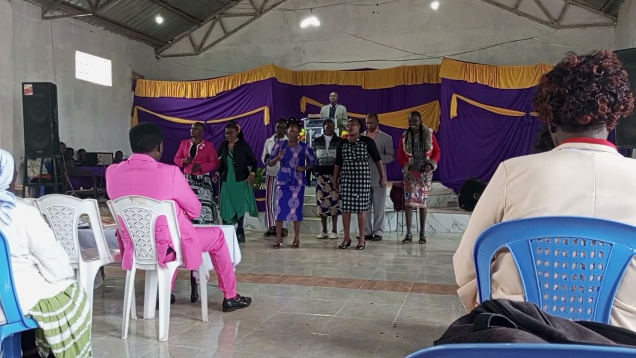 Church choir at Othaya 