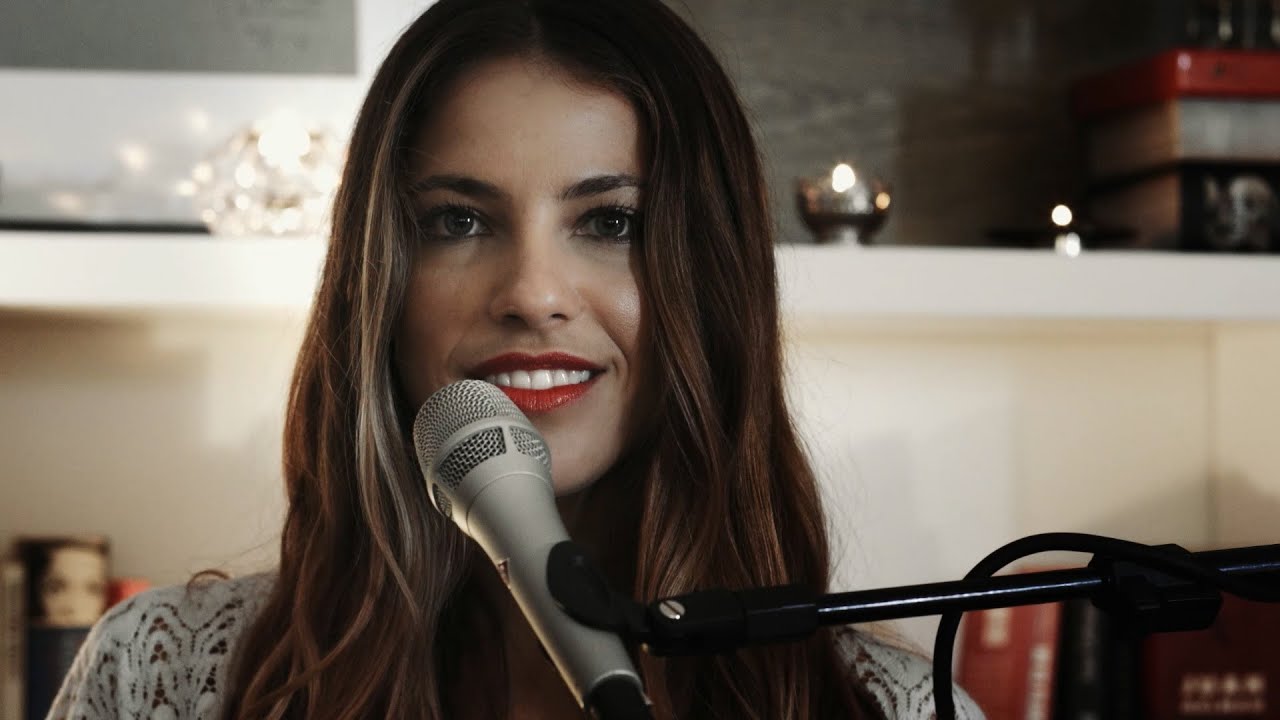 Debi Nova - Soy (Acoustic Live)