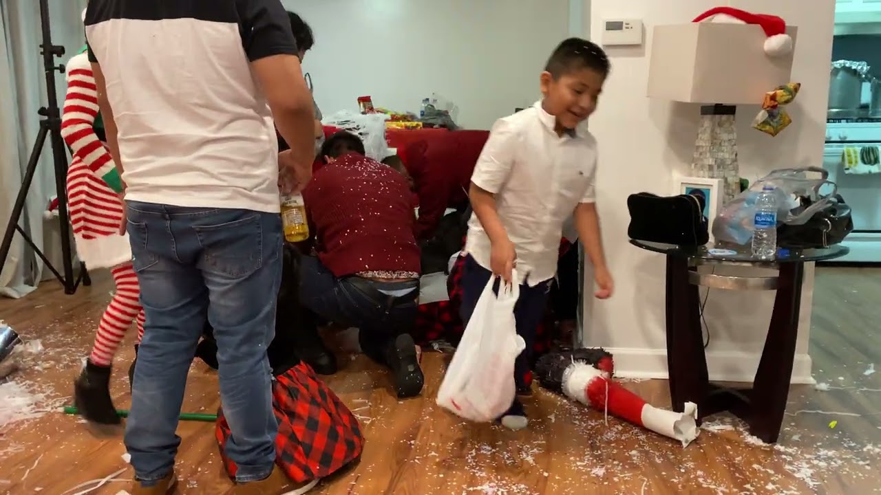 Cuando los dulces de la posada causan una guerra familiar 😂🎄