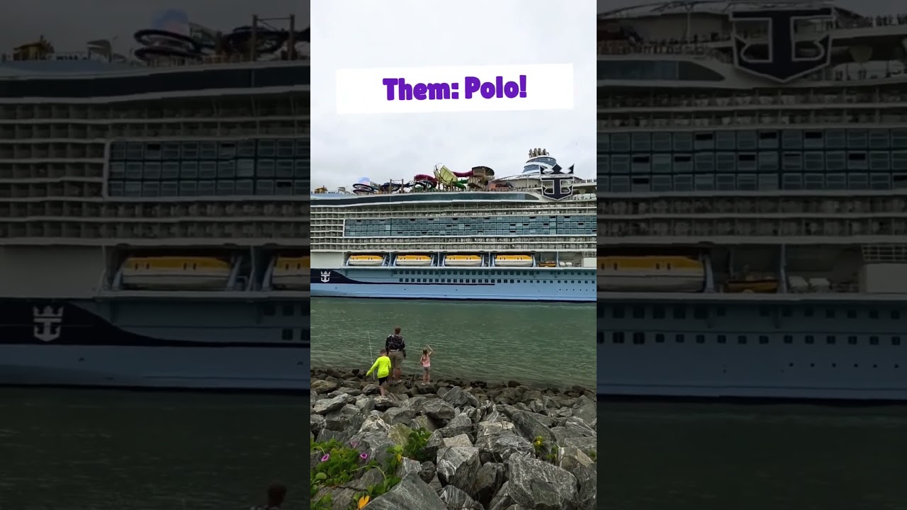 This is one of those moments you wish you could replay forever 🚢. #StaroftheSeas #Shorts #ShortVideo