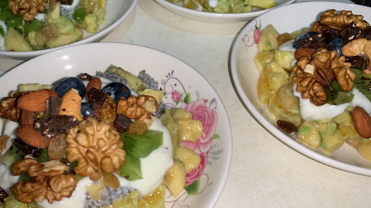 سلطة الفواكه 🥑🥭🍒🍉 الغنية بالفيتامينات👌🏻😍 رائعة ولذيذة وسهلة التحضير 😋😍❤️