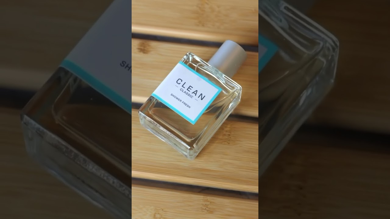 For that refreshing feeling in a bottle, CLEAN CLASSIC Shower Fresh has got you covered! 🚿 💙