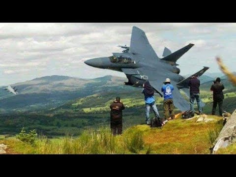 Bütün Dünyayı Şok Eden Çılgın Pilot . - Ne Yaptığına Bakın. !