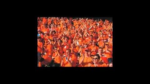 Nederland is helemaal oranje - Johan Derksen & Wilfred Genee