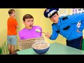 Охранник Стал Нашей НЯНЕЙ ! **24 Часа В Детском Саду**