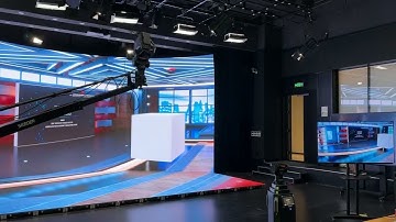 SEEDER Robotic Crane in XR Studio for Virtual Production