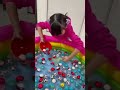 地球グミ🌏すくいにチャレンジ‼️ まりちゃん編　まりちゃんいずちゃんチャンネル　#shorts