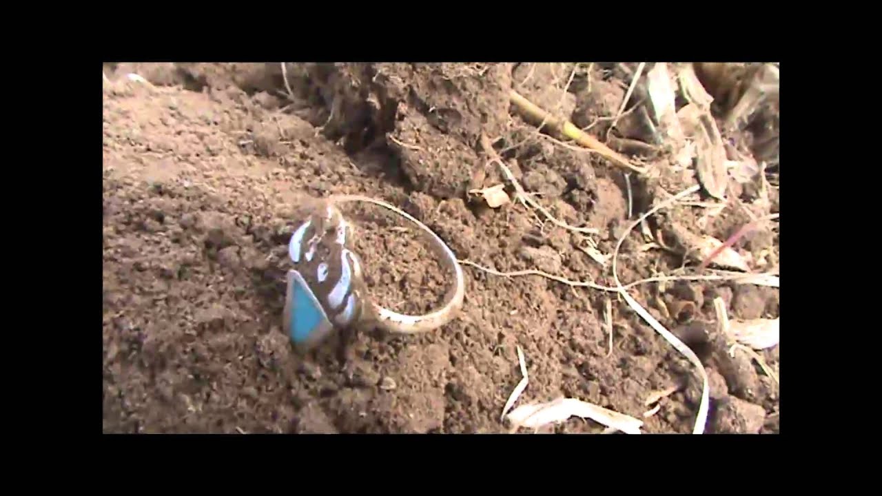 1928 school gives up some silver to the E-Trac - YouTube